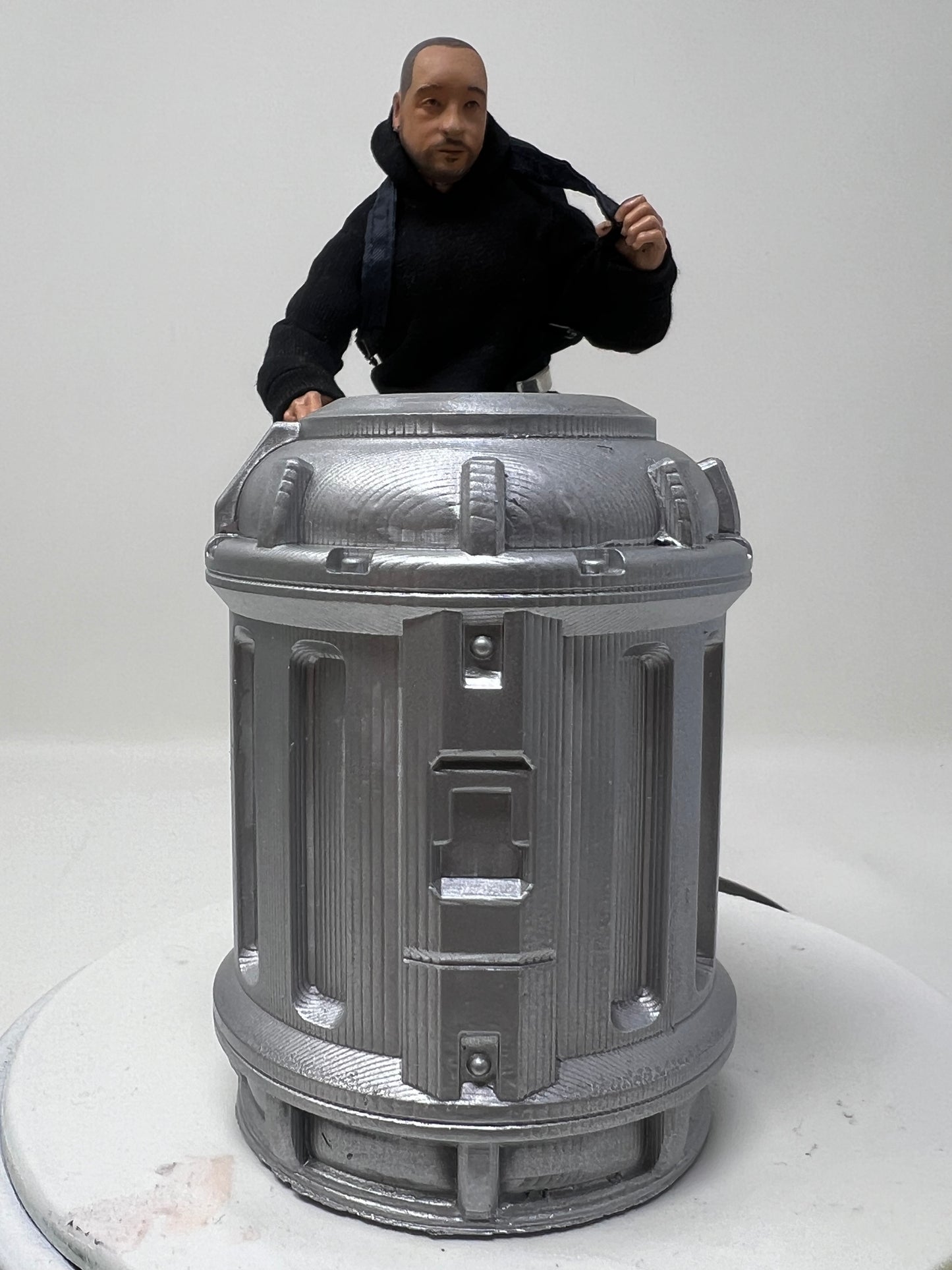 Large sci-fi canister silver